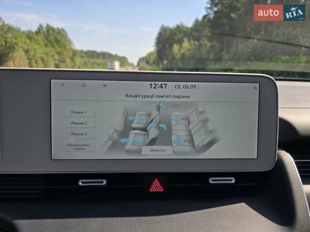 Серый Хендай Ioniq 5, объемом двигателя 0 л и пробегом 54 тыс. км за 34499 $, фото 110 на Automoto.ua