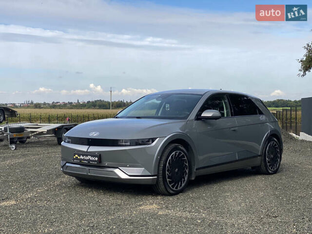 Серый Хендай Ioniq 5, объемом двигателя 0 л и пробегом 130 тыс. км за 28200 $, фото 130 на Automoto.ua