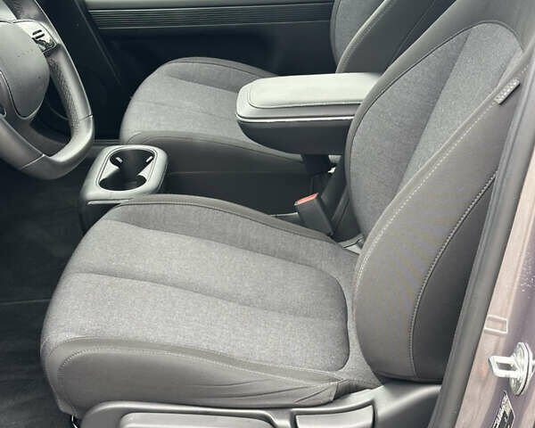 Сірий Хендай Ioniq 5, об'ємом двигуна 0 л та пробігом 25 тис. км за 21999 $, фото 19 на Automoto.ua