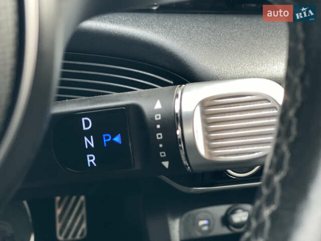 Серый Хендай Ioniq 5, объемом двигателя 0 л и пробегом 130 тыс. км за 28200 $, фото 64 на Automoto.ua