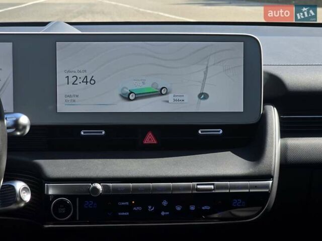 Серый Хендай Ioniq 5, объемом двигателя 0 л и пробегом 54 тыс. км за 34499 $, фото 103 на Automoto.ua