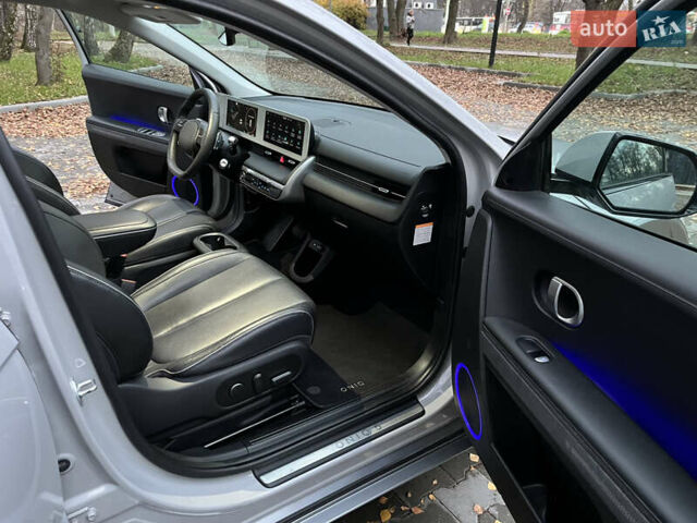 Серый Хендай Ioniq 5, объемом двигателя 0 л и пробегом 66 тыс. км за 30800 $, фото 11 на Automoto.ua