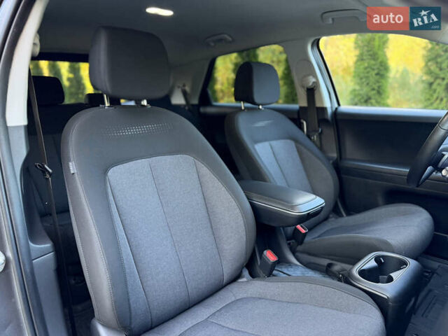 Серый Хендай Ioniq 5, объемом двигателя 0 л и пробегом 158 тыс. км за 19900 $, фото 63 на Automoto.ua