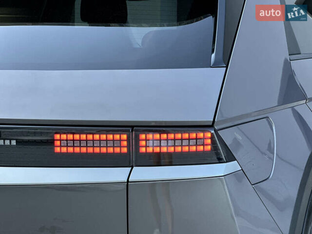 Серый Хендай Ioniq 5, объемом двигателя 0 л и пробегом 149 тыс. км за 22900 $, фото 22 на Automoto.ua