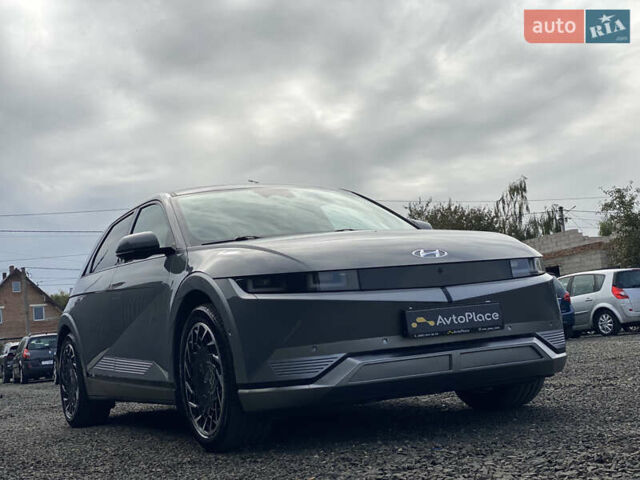 Серый Хендай Ioniq 5, объемом двигателя 0 л и пробегом 130 тыс. км за 28200 $, фото 135 на Automoto.ua