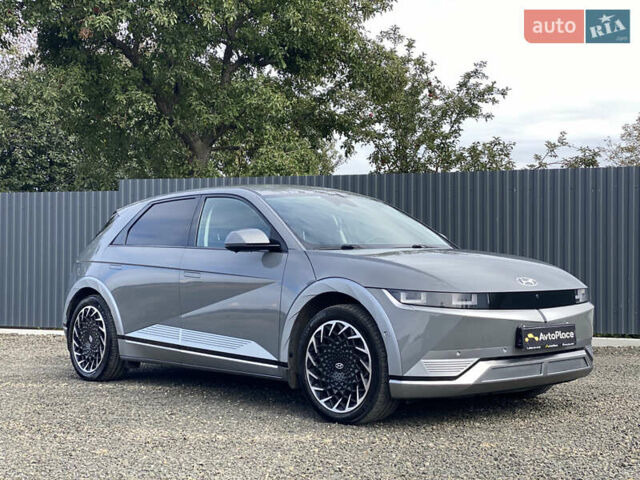 Серый Хендай Ioniq 5, объемом двигателя 0 л и пробегом 130 тыс. км за 28200 $, фото 125 на Automoto.ua