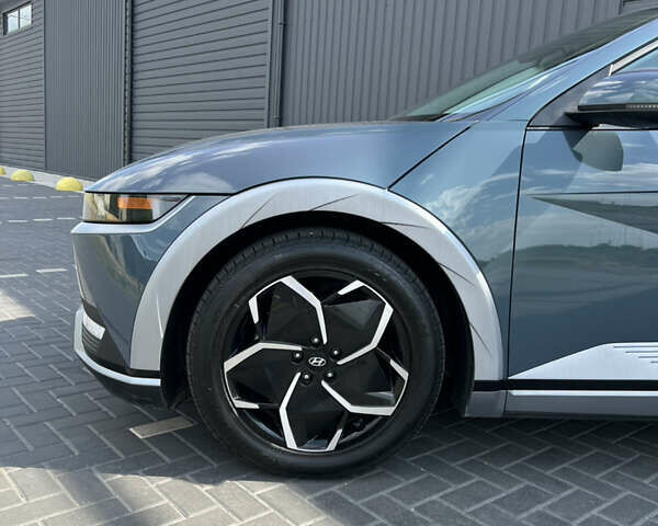 Серый Хендай Ioniq 5, объемом двигателя 0 л и пробегом 42 тыс. км за 23999 $, фото 9 на Automoto.ua