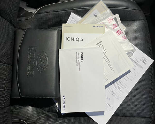 Серый Хендай Ioniq 5, объемом двигателя 0 л и пробегом 66 тыс. км за 30800 $, фото 29 на Automoto.ua