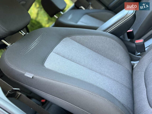 Серый Хендай Ioniq 5, объемом двигателя 0 л и пробегом 151 тыс. км за 21450 $, фото 60 на Automoto.ua