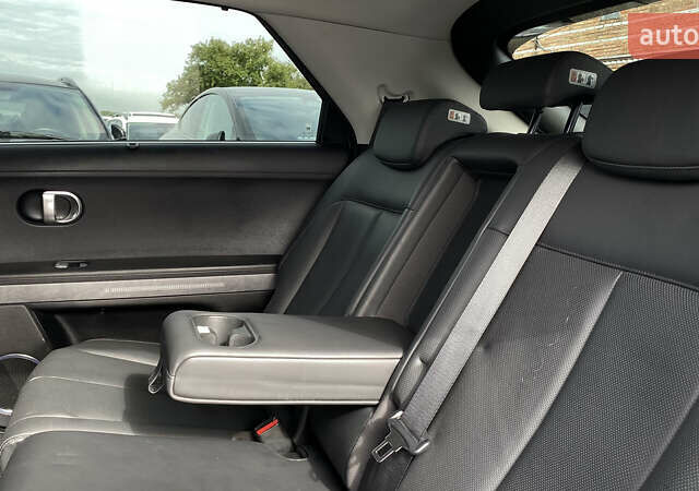 Серый Хендай Ioniq 5, объемом двигателя 0 л и пробегом 130 тыс. км за 28200 $, фото 61 на Automoto.ua