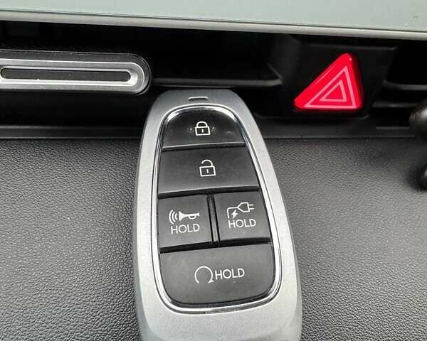 Сірий Хендай Ioniq 5, об'ємом двигуна 0 л та пробігом 120 тис. км за 21300 $, фото 25 на Automoto.ua