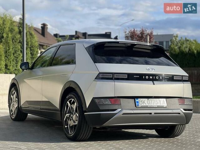 Сірий Хендай Ioniq 5, об'ємом двигуна 0 л та пробігом 11 тис. км за 33999 $, фото 37 на Automoto.ua
