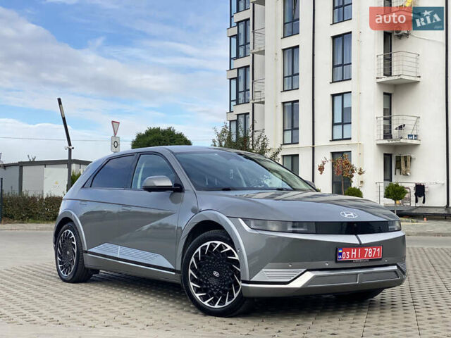 Серый Хендай Ioniq 5, объемом двигателя 0 л и пробегом 130 тыс. км за 28200 $, фото 165 на Automoto.ua