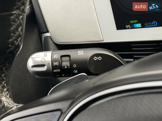 Серый Хендай Ioniq 5, объемом двигателя 0 л и пробегом 130 тыс. км за 28200 $, фото 70 на Automoto.ua