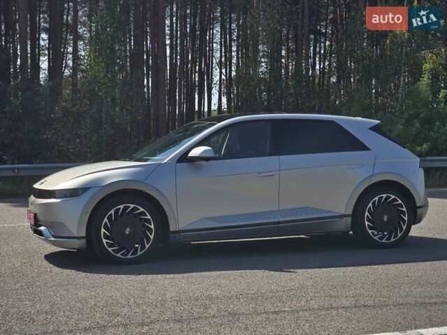Серый Хендай Ioniq 5, объемом двигателя 0 л и пробегом 54 тыс. км за 34499 $, фото 3 на Automoto.ua