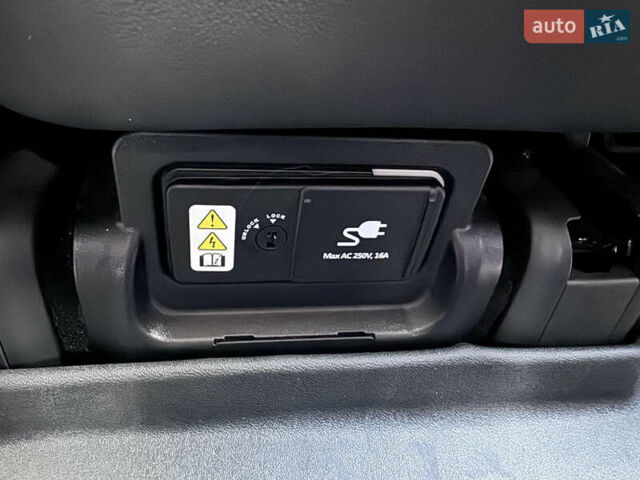 Сірий Хендай Ioniq 5, об'ємом двигуна 0 л та пробігом 93 тис. км за 28200 $, фото 48 на Automoto.ua