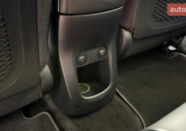 Серый Хендай Ioniq 5, объемом двигателя 0 л и пробегом 47 тыс. км за 29500 $, фото 64 на Automoto.ua