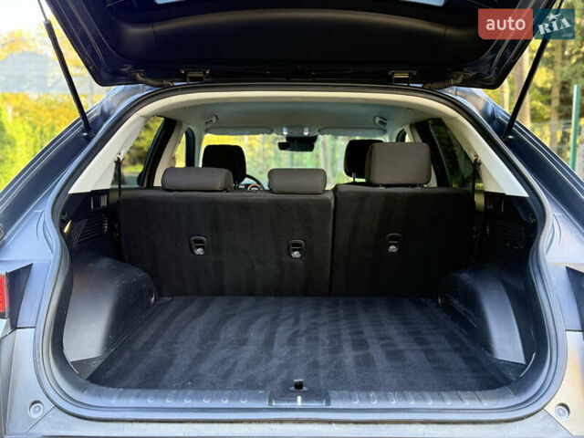 Серый Хендай Ioniq 5, объемом двигателя 0 л и пробегом 151 тыс. км за 21450 $, фото 76 на Automoto.ua