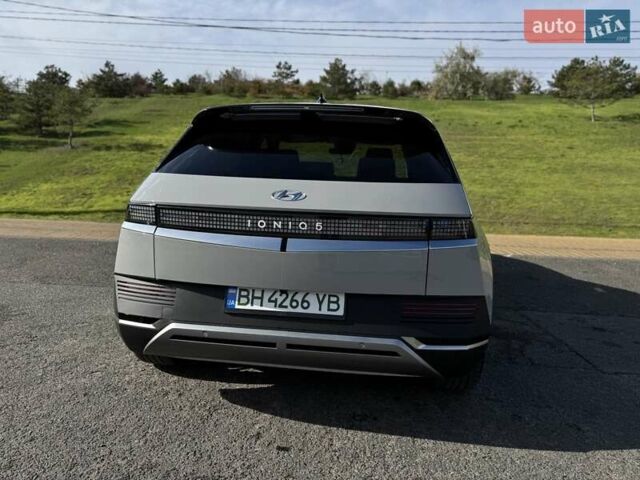 Серый Хендай Ioniq 5, объемом двигателя 0 л и пробегом 57 тыс. км за 25800 $, фото 15 на Automoto.ua