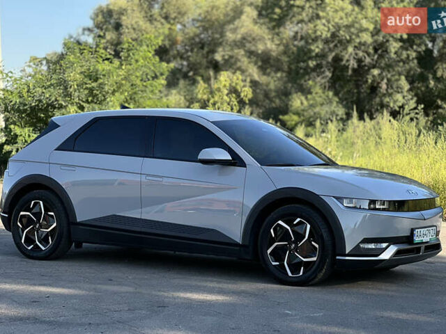 Серый Хендай Ioniq 5, объемом двигателя 0 л и пробегом 70 тыс. км за 27500 $, фото 8 на Automoto.ua