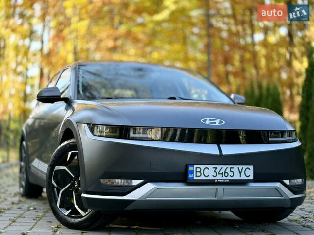 Серый Хендай Ioniq 5, объемом двигателя 0 л и пробегом 151 тыс. км за 21450 $, фото 2 на Automoto.ua