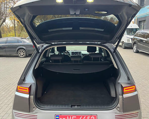 Серый Хендай Ioniq 5, объемом двигателя 0 л и пробегом 108 тыс. км за 26800 $, фото 23 на Automoto.ua