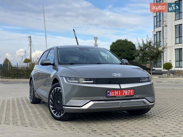 Серый Хендай Ioniq 5, объемом двигателя 0 л и пробегом 130 тыс. км за 28200 $, фото 167 на Automoto.ua