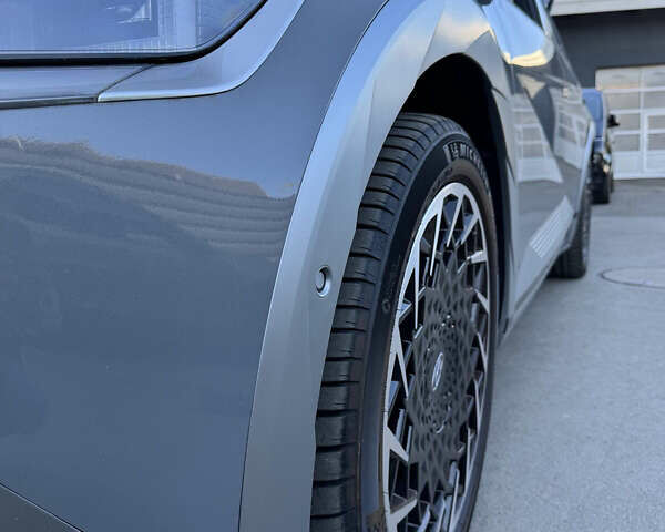 Сірий Хендай Ioniq 5, об'ємом двигуна 0 л та пробігом 93 тис. км за 28200 $, фото 14 на Automoto.ua