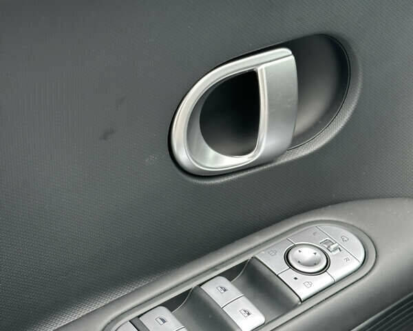 Сірий Хендай Ioniq 5, об'ємом двигуна 0 л та пробігом 25 тис. км за 21999 $, фото 20 на Automoto.ua