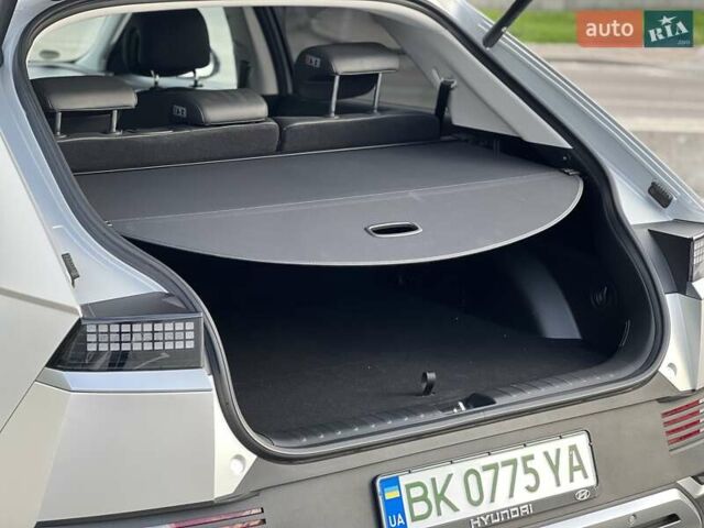 Сірий Хендай Ioniq 5, об'ємом двигуна 0 л та пробігом 11 тис. км за 32500 $, фото 13 на Automoto.ua
