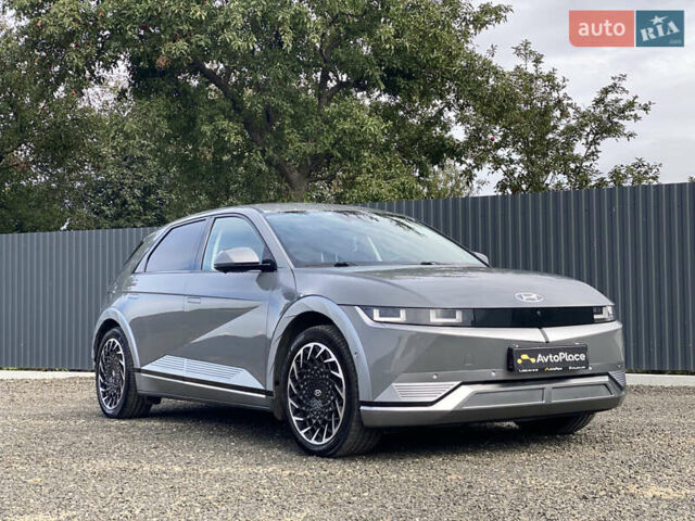 Серый Хендай Ioniq 5, объемом двигателя 0 л и пробегом 130 тыс. км за 28200 $, фото 124 на Automoto.ua