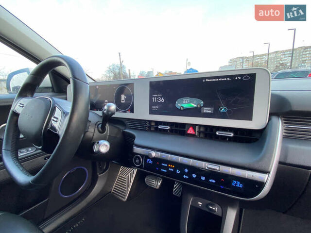 Серый Хендай Ioniq 5, объемом двигателя 0 л и пробегом 115 тыс. км за 26350 $, фото 28 на Automoto.ua