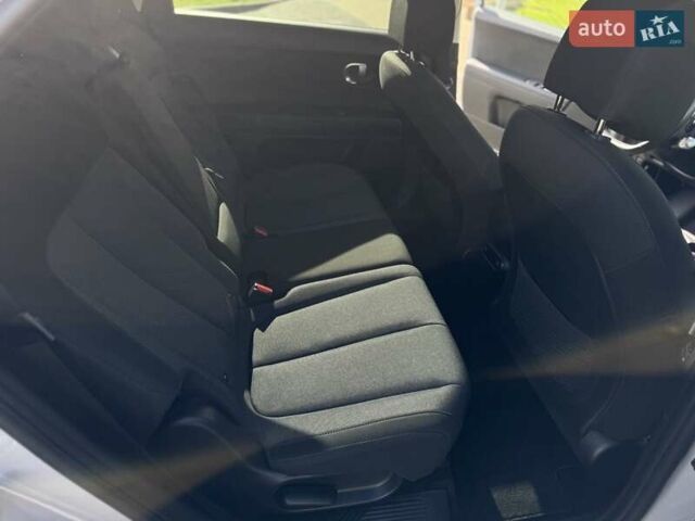 Серый Хендай Ioniq 5, объемом двигателя 0 л и пробегом 57 тыс. км за 25800 $, фото 25 на Automoto.ua