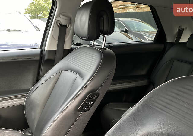 Серый Хендай Ioniq 5, объемом двигателя 0 л и пробегом 130 тыс. км за 28200 $, фото 67 на Automoto.ua