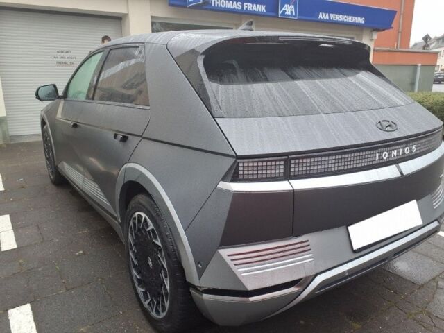 Серый Хендай Ioniq 5, объемом двигателя 0 л и пробегом 14 тыс. км за 31400 $, фото 2 на Automoto.ua