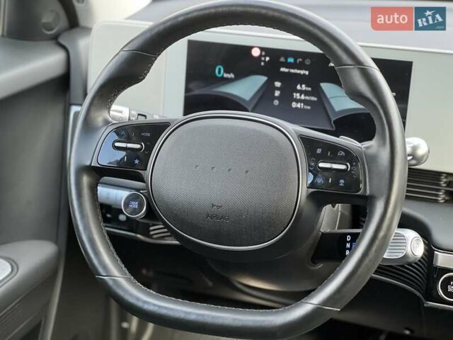 Сірий Хендай Ioniq 5, об'ємом двигуна 0 л та пробігом 11 тис. км за 32500 $, фото 45 на Automoto.ua