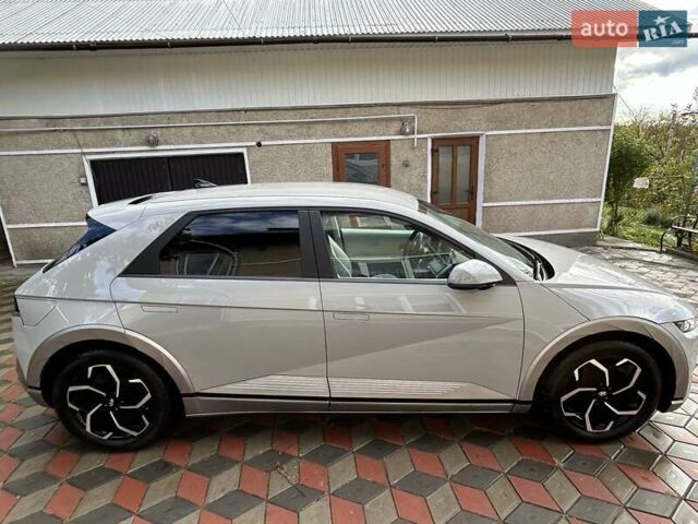 Сірий Хендай Ioniq 5, об'ємом двигуна 0 л та пробігом 30 тис. км за 25900 $, фото 13 на Automoto.ua