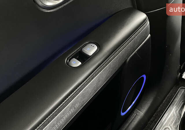 Серый Хендай Ioniq 5, объемом двигателя 0 л и пробегом 130 тыс. км за 28200 $, фото 56 на Automoto.ua