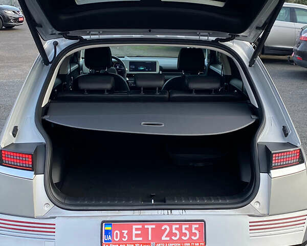 Серый Хендай Ioniq 5, объемом двигателя 0 л и пробегом 115 тыс. км за 26350 $, фото 17 на Automoto.ua