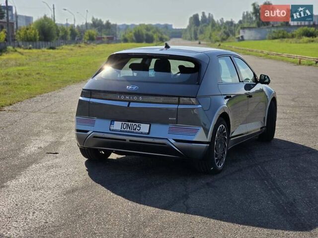 Серый Хендай Ioniq 5, объемом двигателя 0 л и пробегом 49 тыс. км за 37000 $, фото 9 на Automoto.ua