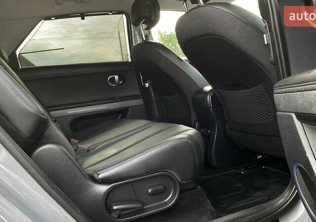 Серый Хендай Ioniq 5, объемом двигателя 0 л и пробегом 130 тыс. км за 28200 $, фото 103 на Automoto.ua