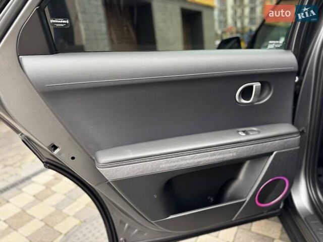 Сірий Хендай Ioniq 5, об'ємом двигуна 0 л та пробігом 43 тис. км за 28900 $, фото 38 на Automoto.ua