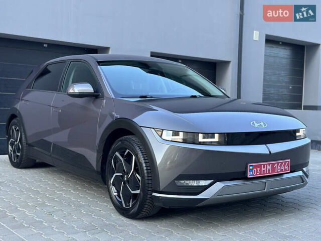Серый Хендай Ioniq 5, объемом двигателя 0 л и пробегом 149 тыс. км за 22900 $, фото 5 на Automoto.ua