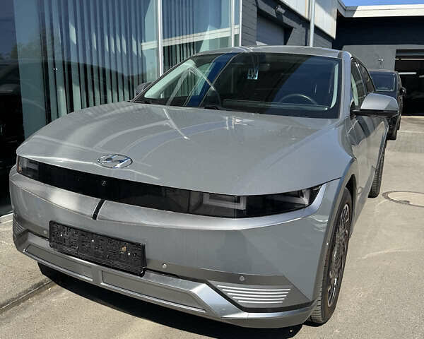 Сірий Хендай Ioniq 5, об'ємом двигуна 0 л та пробігом 93 тис. км за 28200 $, фото 1 на Automoto.ua