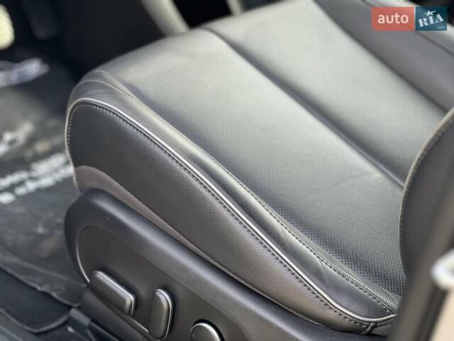 Сірий Хендай Ioniq 5, об'ємом двигуна 0 л та пробігом 11 тис. км за 32500 $, фото 31 на Automoto.ua