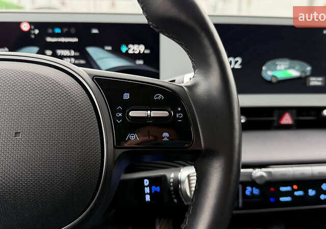 Серый Хендай Ioniq 5, объемом двигателя 0 л и пробегом 47 тыс. км за 29500 $, фото 39 на Automoto.ua