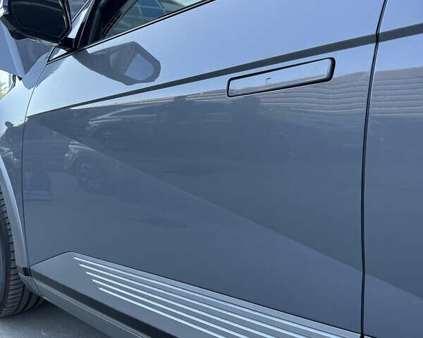 Сірий Хендай Ioniq 5, об'ємом двигуна 0 л та пробігом 93 тис. км за 28200 $, фото 24 на Automoto.ua
