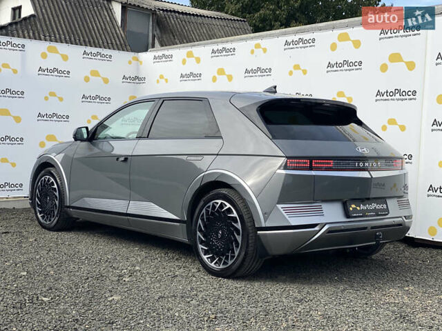 Серый Хендай Ioniq 5, объемом двигателя 0 л и пробегом 130 тыс. км за 28200 $, фото 171 на Automoto.ua