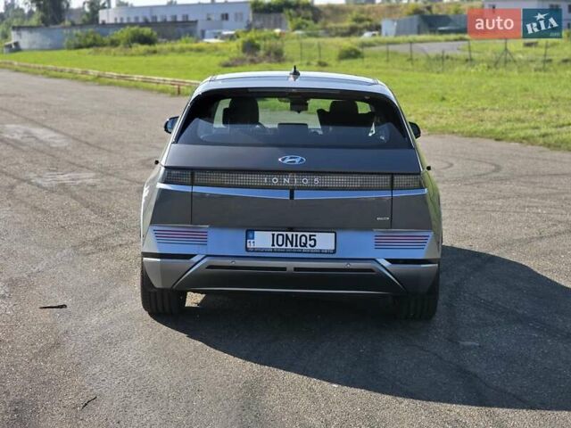 Серый Хендай Ioniq 5, объемом двигателя 0 л и пробегом 49 тыс. км за 37000 $, фото 10 на Automoto.ua