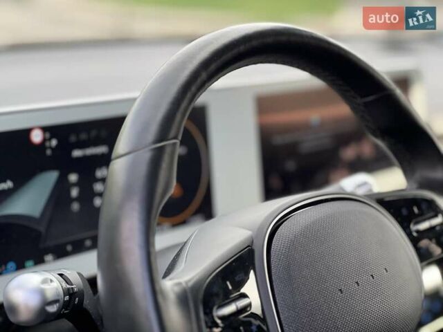 Сірий Хендай Ioniq 5, об'ємом двигуна 0 л та пробігом 11 тис. км за 33999 $, фото 30 на Automoto.ua